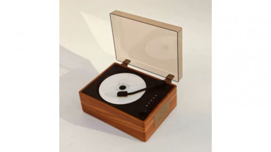 Milex Vintage MiniTurntable CD Player & Speaker