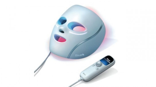 Shark CryoGlow LED Mask with Charging Stand