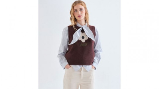 Compania Fantastica Big Flower Knit Vest