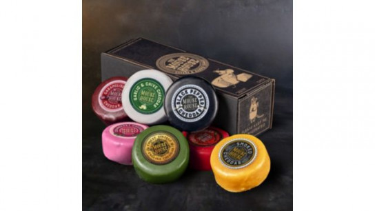 The Mouse House Set of 7 200g Classic Variety Box