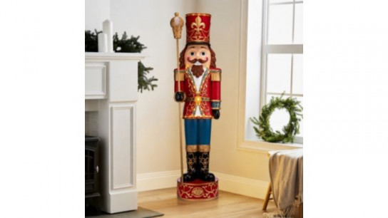 Festive Pre Lit 5ft Nostalgic Indoor/Outdoor Nutcracker